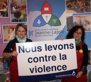 <b>Jeanne Lajoie</b>